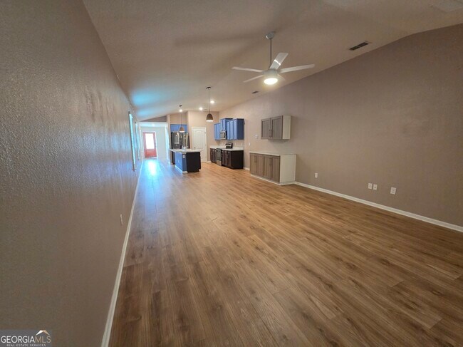 Building Photo - 152 Ashwood Cir