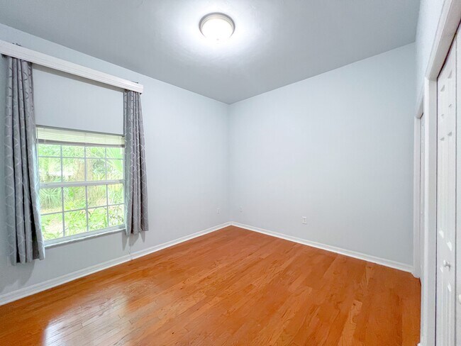 Building Photo - 1486 SW 87th St