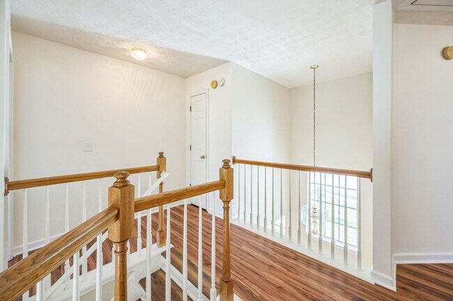Building Photo - Spacious 4BR House in Lawrenceville