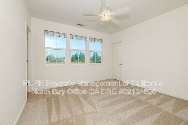 Building Photo - 2976 Bay Village Ave