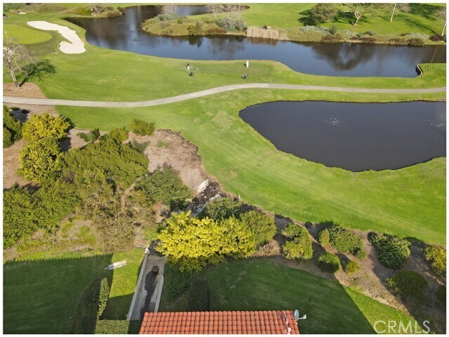 Building Photo - 31402 W Nine Dr