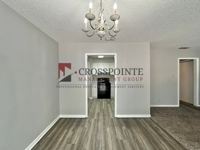 Building Photo - Coming Soon! 2 bed 2 bath Apartment in South Tyler!