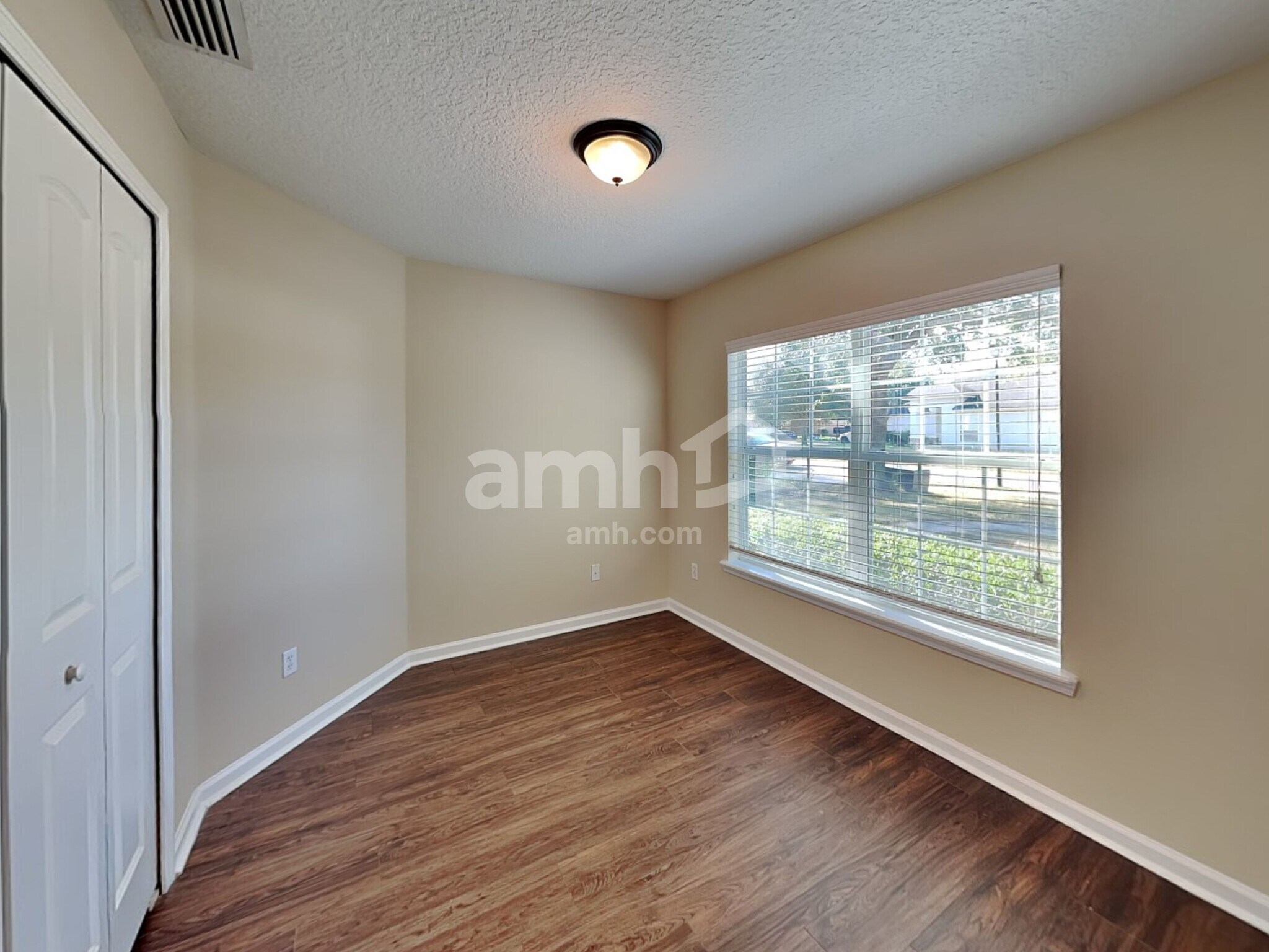 Building Photo - 705 Turkey Point Dr