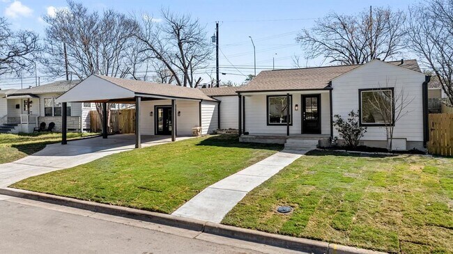 Building Photo - 21 Margranita Crescent