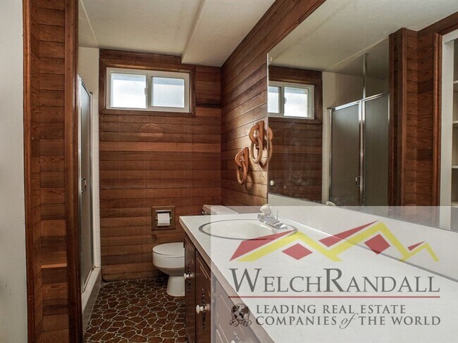 Building Photo - Your Ideal 4-Bed Layton Home - Style, Spac...