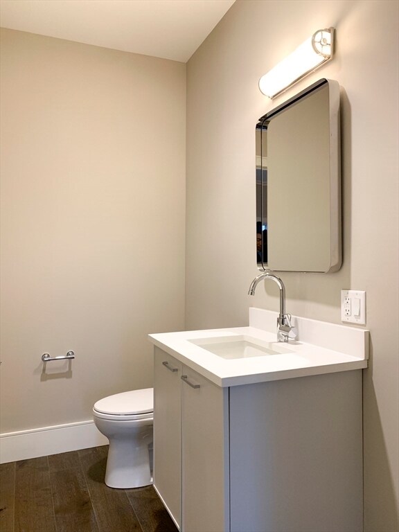 Building Photo - 214 Market St