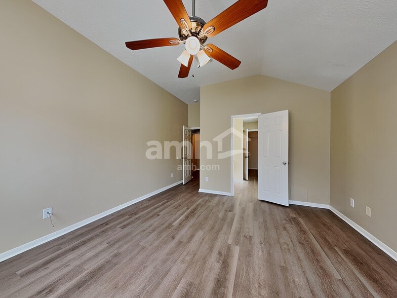 Building Photo - 19339 Otter Trail Ct