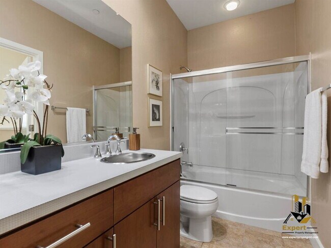 Building Photo - 797 Krypton Ct