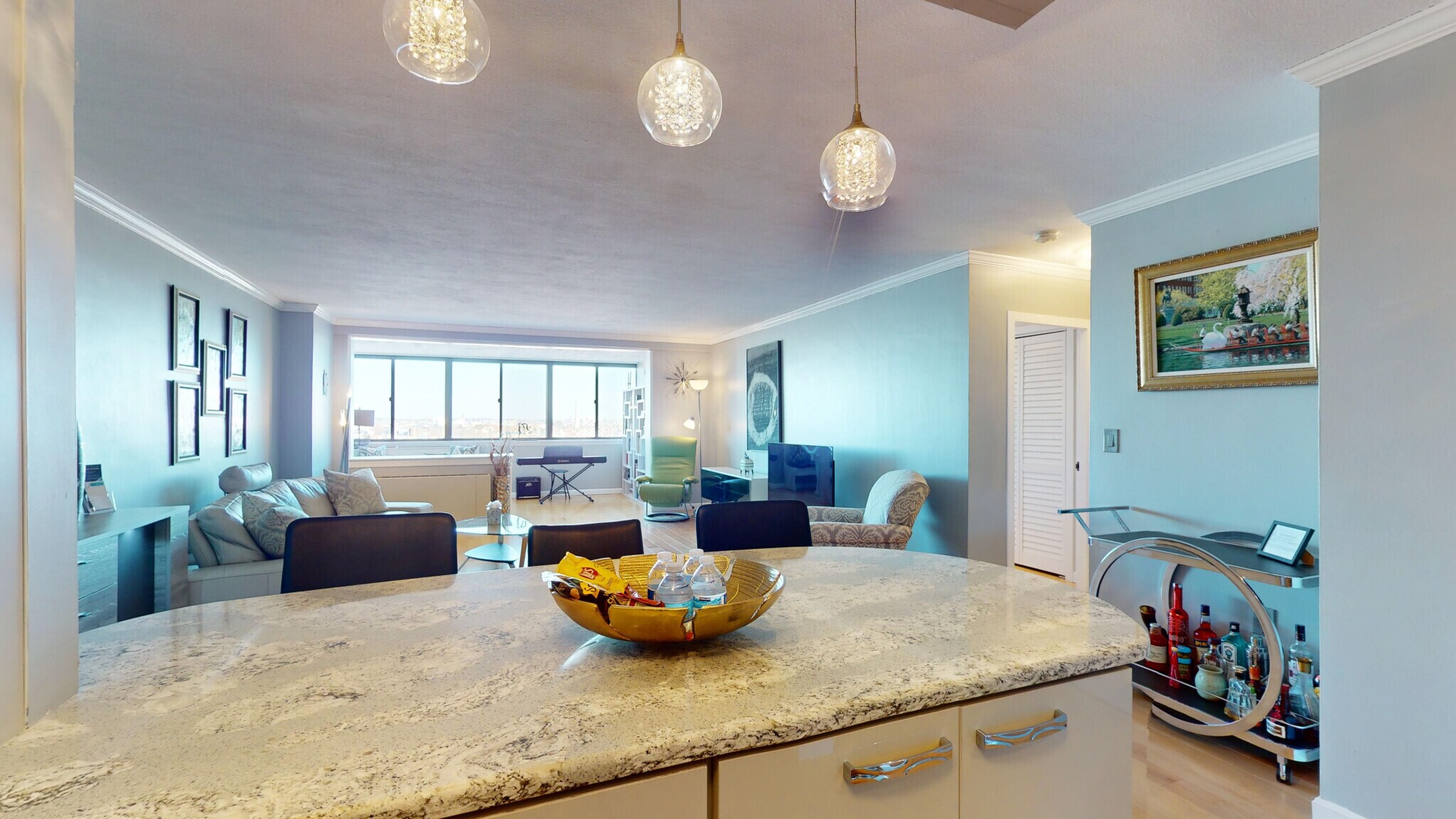 Building Photo - 10 Whittier Pl