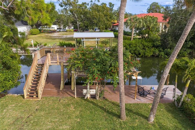 Building Photo - 2610 S Dundee St