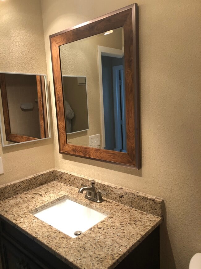 Building Photo - 7140 55th Ave N