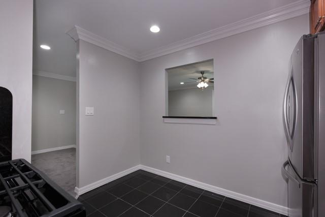 Building Photo - 4 Dunstan Pl