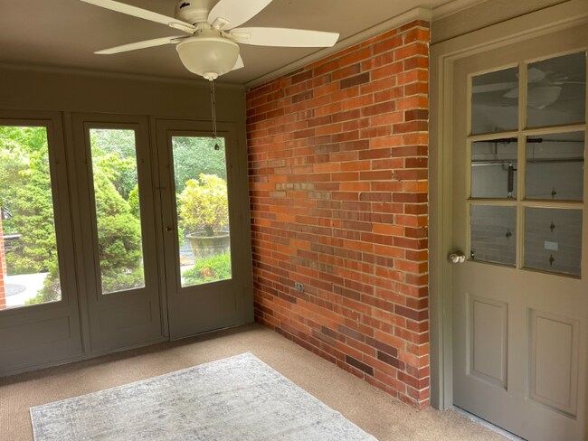 Building Photo - 2100 Cheltenham Rd