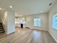 Building Photo - 2265 Chestnut St