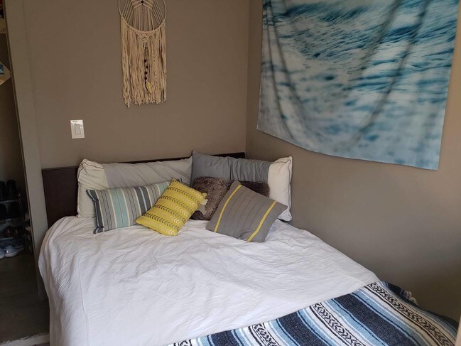 Building Photo - EAST 117 STREET