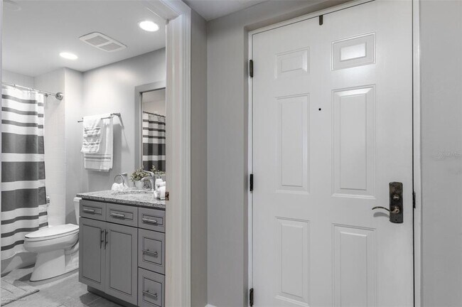 Building Photo - 3313 Sunset Key Cir