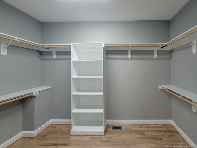Building Photo - 414 Banagher Ln
