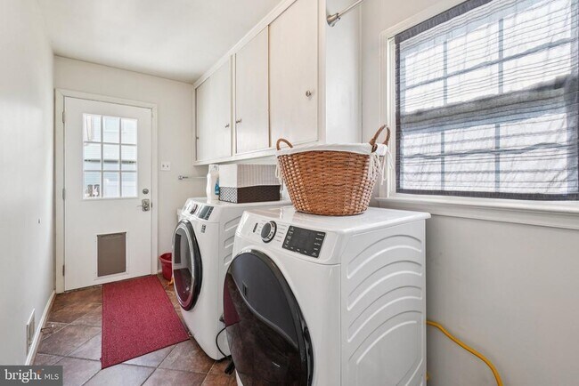 Building Photo - 5405 Francy Adams Ct