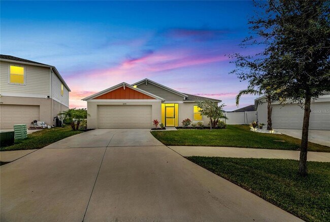 Building Photo - 12696 Tannencrest Dr