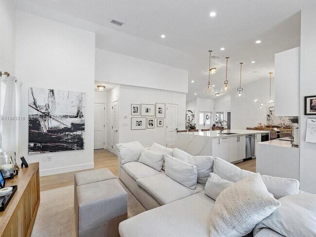 Building Photo - 3776 SW 107th Ct