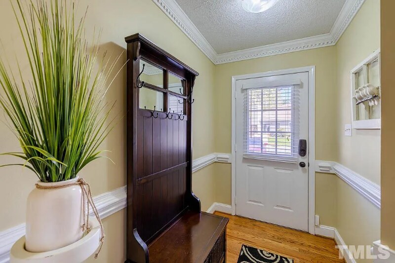 Building Photo - 56 Forest Oaks Dr
