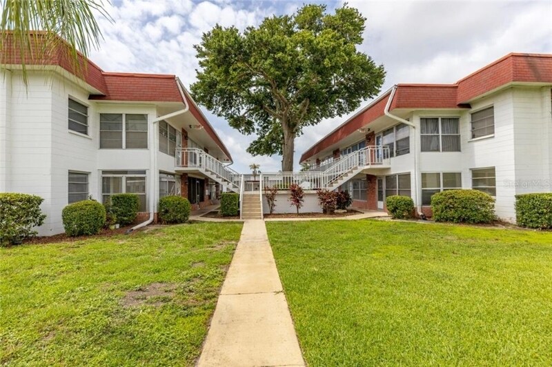 Building Photo - 3460 32nd Ave N