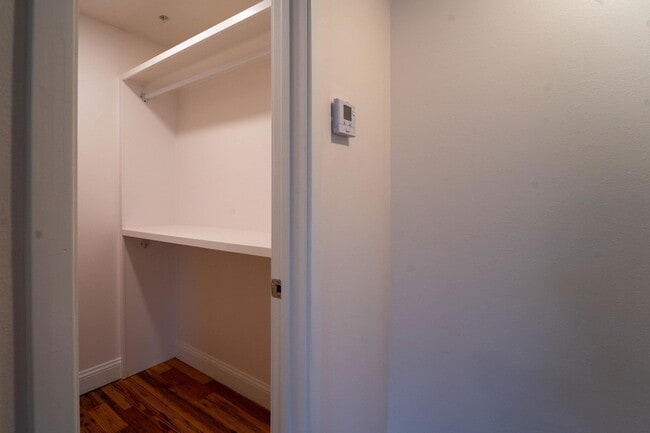 Building Photo - 4 Artillery Ln