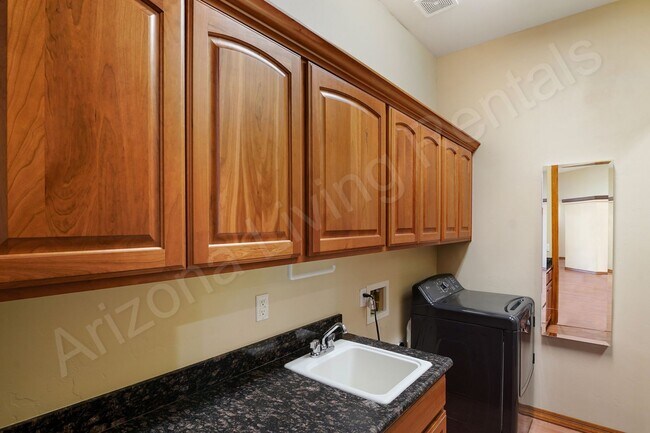 Building Photo - RESIDENTIAL ESTATES BEAUTY!
