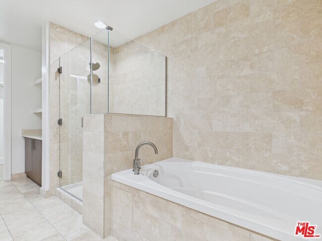 Building Photo - 10700 Wilshire Blvd