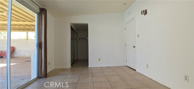 Building Photo - 12798 Catalpa Ave