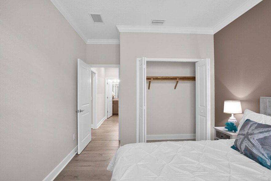 Building Photo - 341 Good Life Wy