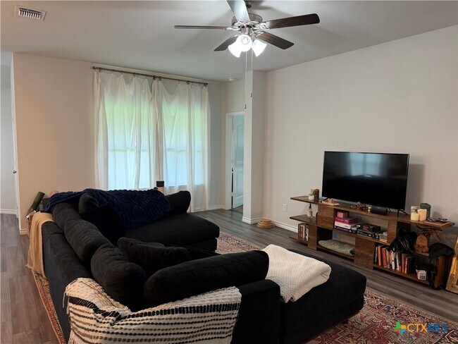 Building Photo - 5630 Baffin Ln