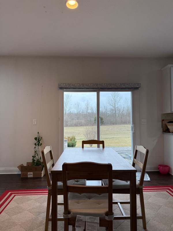 Building Photo - 10054 Viburnum Dr