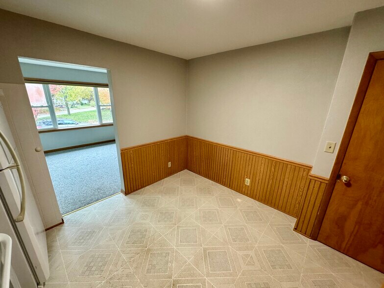 Building Photo - 638 Englewood Ave