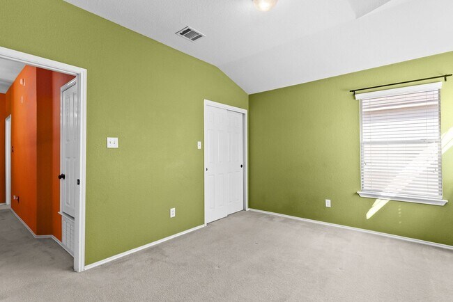 Building Photo - 6303 Blayney Dr