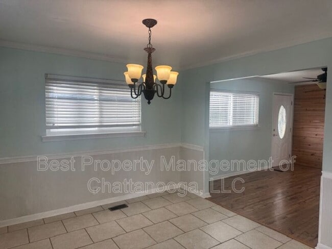 Building Photo - 5131 Winding Ln