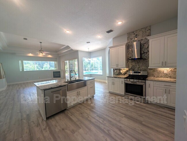 Building Photo - 10411 Riverburn Dr