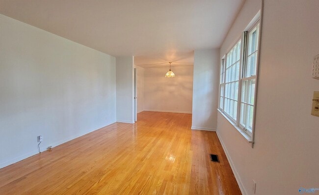 Building Photo - 3315 Charleston Ave NW