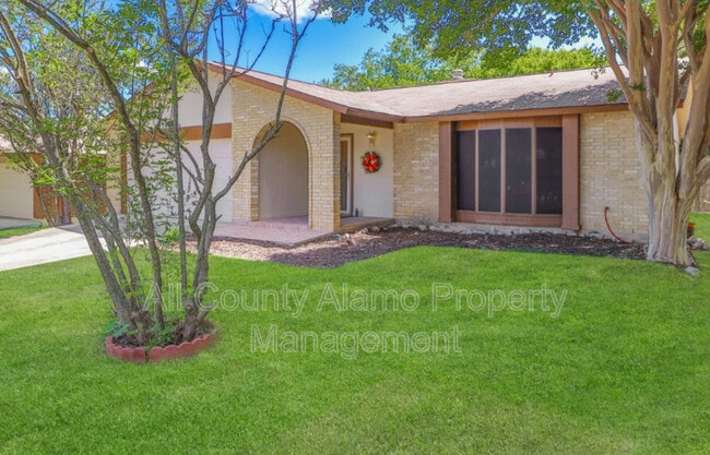 Building Photo - 7558 Ledgebrook Dr