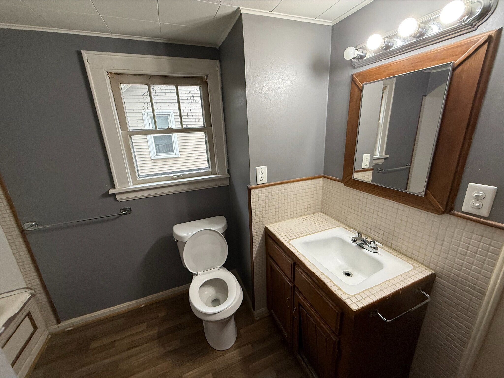 Building Photo - 140 Brighton Dr