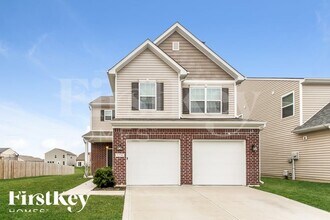 Building Photo - 5776 Bluff View Ln