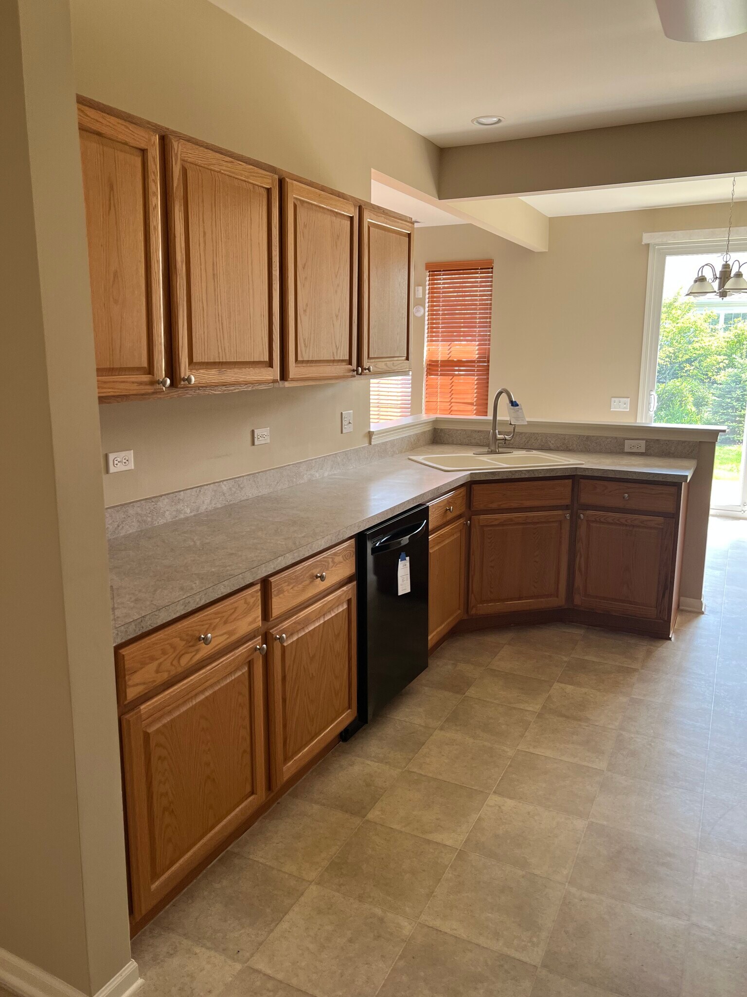 Building Photo - 13385 Rockton Trl