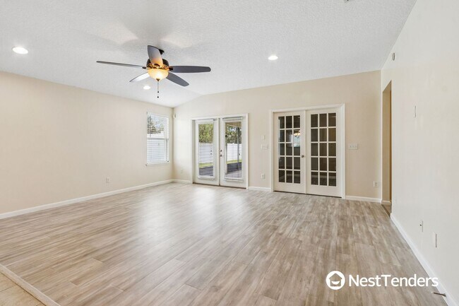 Building Photo - Beautiful Amelia Concourse Home!