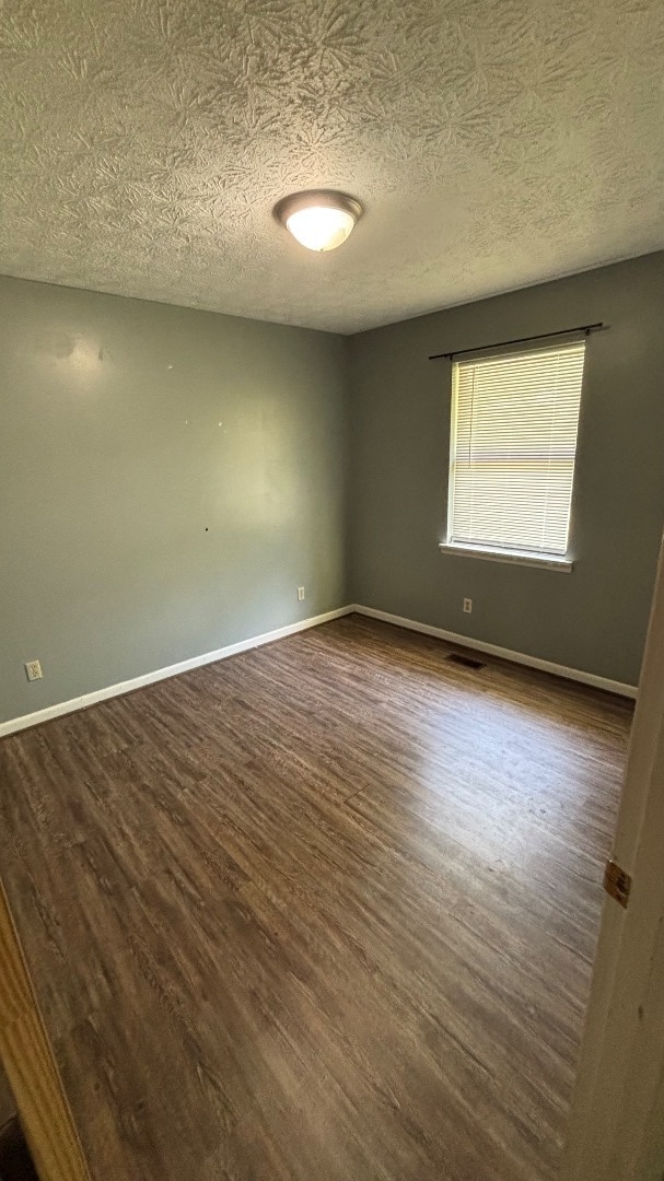 Building Photo - 907 Ivan Dr SW