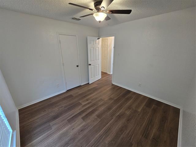 Building Photo - 7451 N College Cir