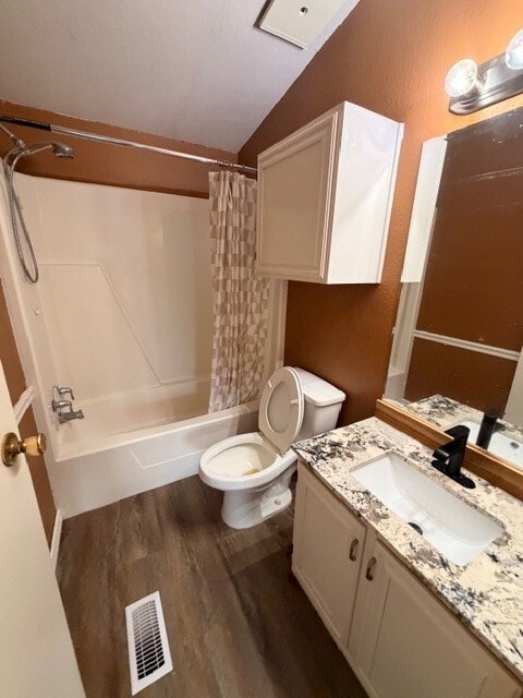 Building Photo - 20284 Forest Woods Ln