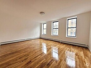 Building Photo - 1 bedroom in BRONX NY 10456