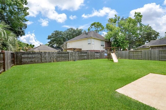 Building Photo - 1206 Green Knoll Dr