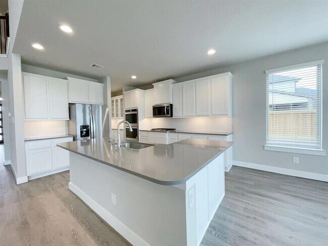 Building Photo - 3514 Gore Creek Dr