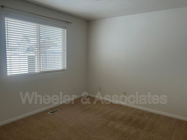 Building Photo - 4164 W 5075 S